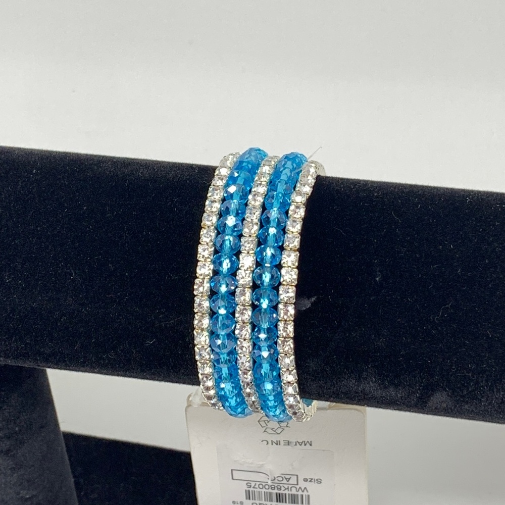 LAST 1! 🎁NWT Beautiful Blue Beaded & CZ Bracelet! - Picture 7 of 7